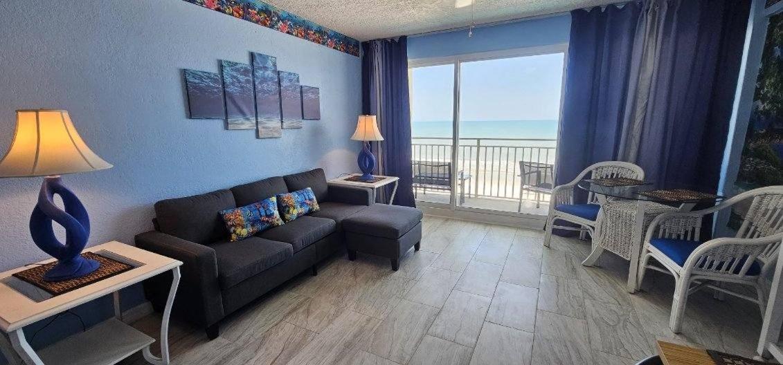 Ocean Breeze - Direct Ocean Front-Pool Is Open Apartment Daytona Beach Bagian luar foto