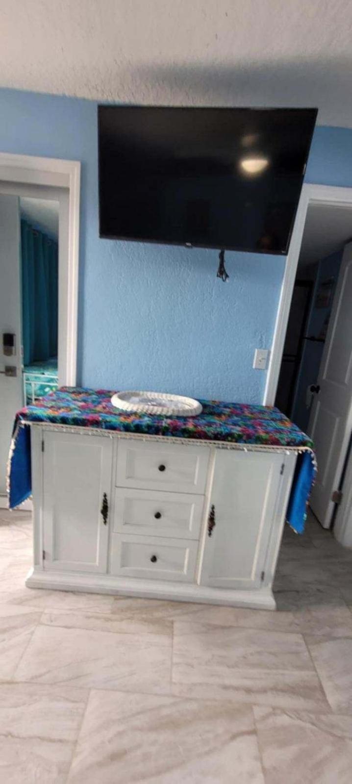 Ocean Breeze - Direct Ocean Front-Pool Is Open Apartment Daytona Beach Bagian luar foto