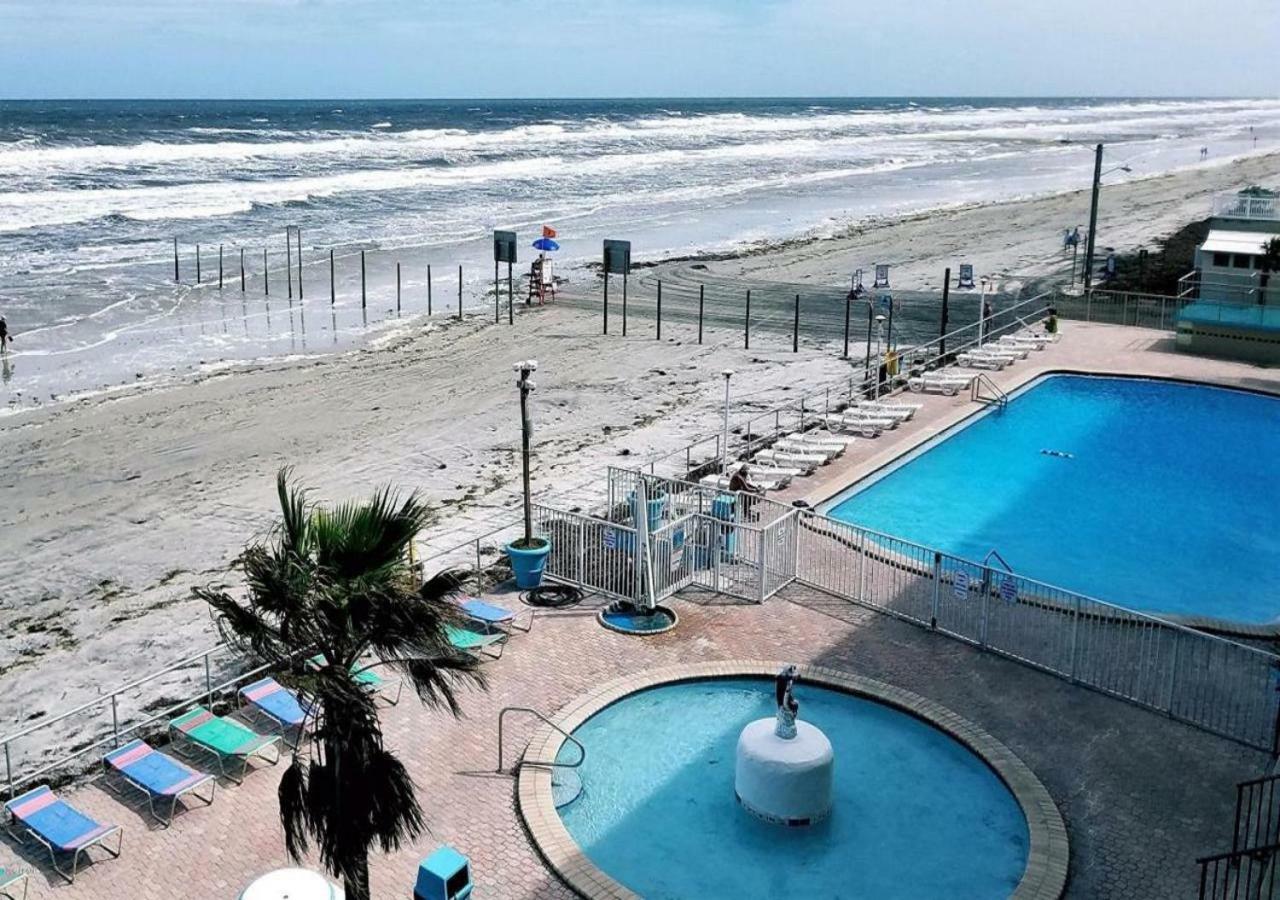 Ocean Breeze - Direct Ocean Front-Pool Is Open Apartment Daytona Beach Bagian luar foto