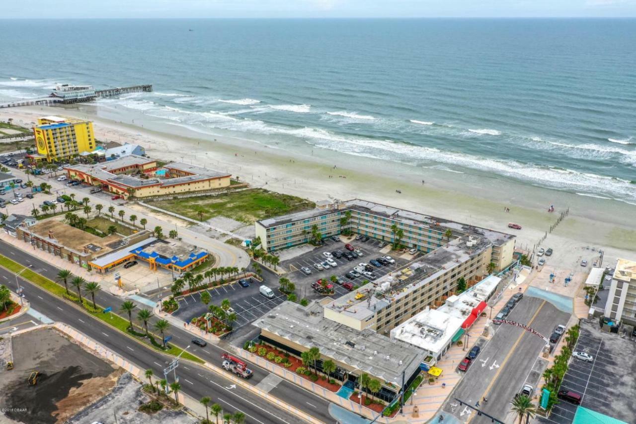Ocean Breeze - Direct Ocean Front-Pool Is Open Apartment Daytona Beach Bagian luar foto